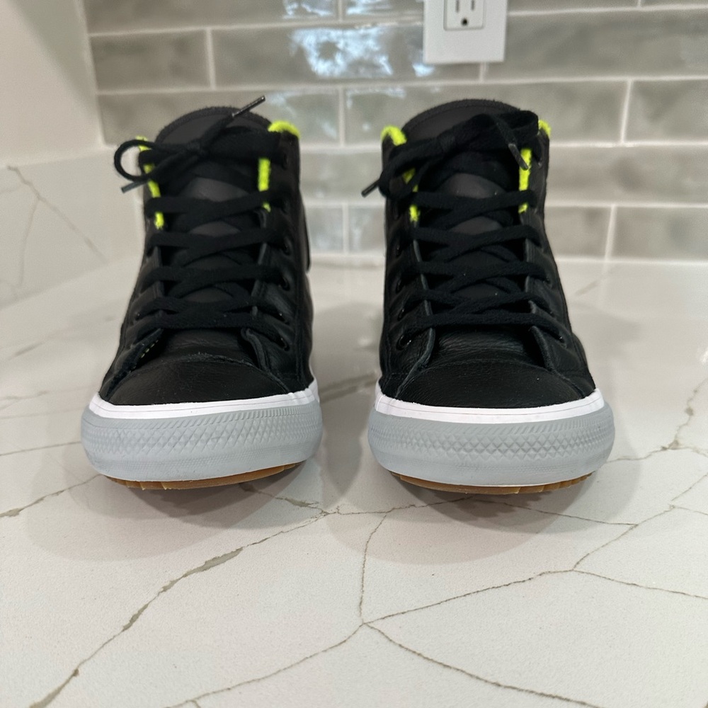 Converse Chuck Taylor All Star. Color Black, Green And White. Boy Size 5. - Picture 7 of 11